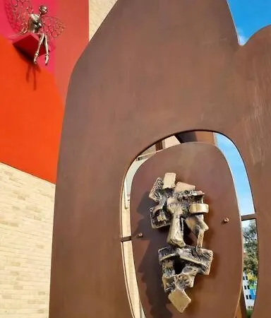 Lejlighed 10 Minutes To City: Cozy Urban Bratislava